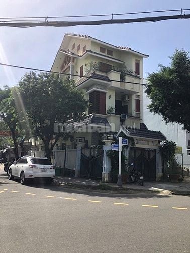 Cho thuê nhà 3 tầng, lô góc, mặt tiền đường Tố Hữu, Đà nẵng