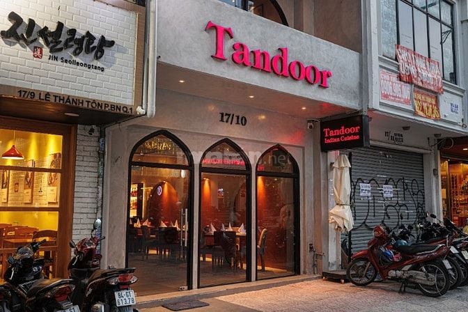 Nhà hàng ấn Độ Tandoor tuyển dụng 3 tạp vụ bếp ca tối hoặc ca sáng