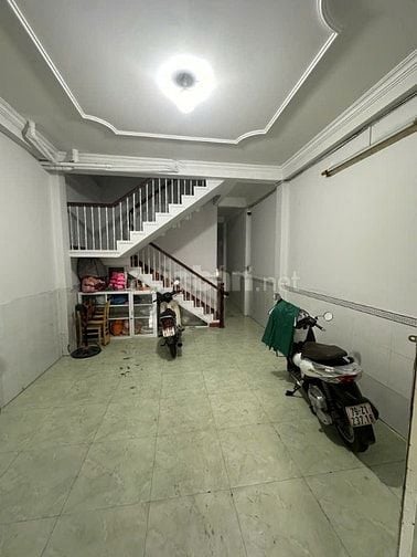 Nhà mặt tiền đường Lê Thị Chợ Quận 7. Kdbb tốt. 150 m2 , 15,5 tỷ