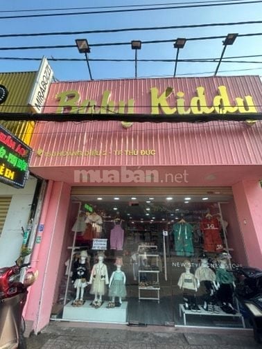 Sang shop thời trang trẻ em Hoàng Diệu 2, DT: 4x9,5m, mb 13tr/ tháng