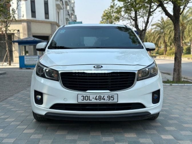 BÁN KIA SEDONA 2.2 MÁY DẦU 2016 TIÊU CHUẨN 0973026699