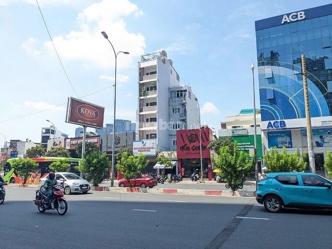 Bán Nhà Nguyễn Hữu Cảnh, P. 22, Quận Bình Thạnh. DT:  4,5x19m Giá 29T