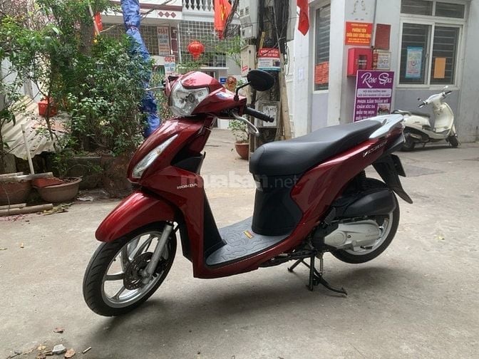 Cần bán xe Honda vison đời 2019 màu mận, xe rất ít đi. Xe còn mới 90%