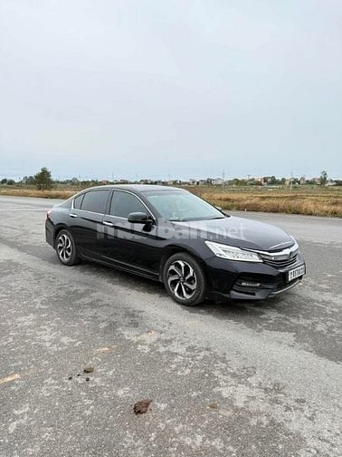 Bán Honda Accord 2.4 Nhập Thái Lan, sản xuất 2018.