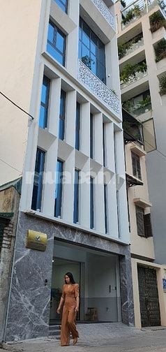  Bán nhà phố Từ Hoa – Hồ Tây, DT gần 400 m2 x 5 tầng x MT khủng