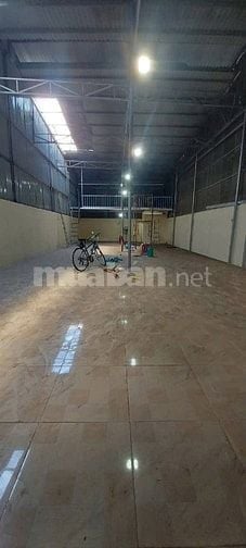 Nhà xưởng đường thông 6m gần khu dân cư An Sương Quận 12, 8x24, 9tỷ5