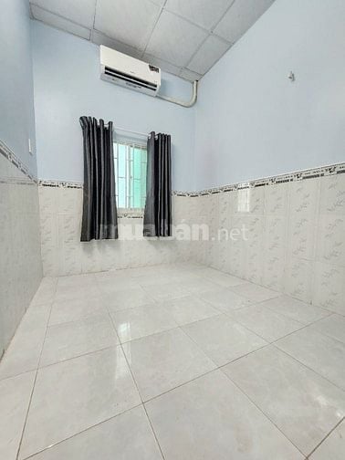 Nhà đẹp oto đậu trước nhà giao sổ hồng Lê Văn Lương Nhà Bè