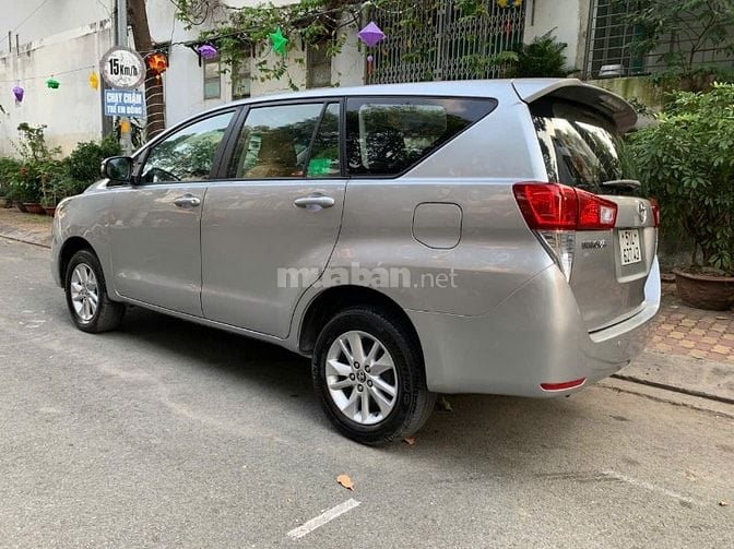 Bán xe Toyota INNOVA bản E đời cuối 2019