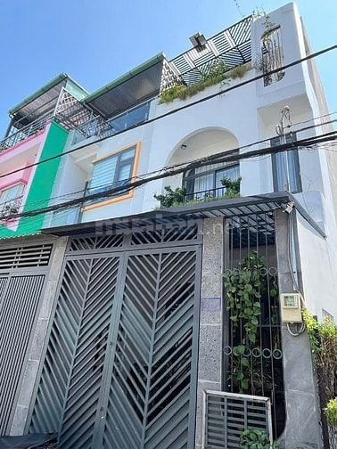 Bán Gấp Nhà HXH Hồ Học Lãm, Bình Tân 3 Tầng BTCT 50m² (4 x 13) giá 5,6