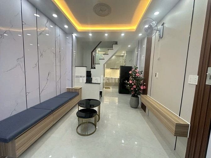 NHÀ ĐẸP NHỎ XINH ( ~30m2) - NGUYỄN OANH - sát HXH -3.XTy - 