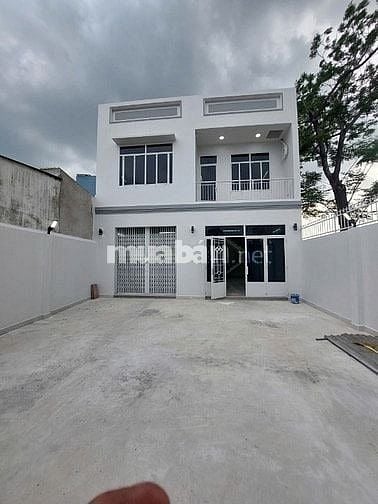 Cho thuê nhà nguyên căn 35 Lê Thị Kim, Xuân Thới Sơn, XD 300m2