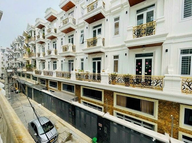 Nhà đồng bộ khu bàn cờ - 60m2, SHR, đường 6m ô tô quay đầu, 1T2LST