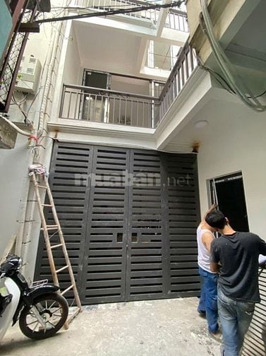 Bán nhà phố Bà Triệu ngõ 220 gần ngã tư Tuệ Tĩnh, nhà 4 tầng