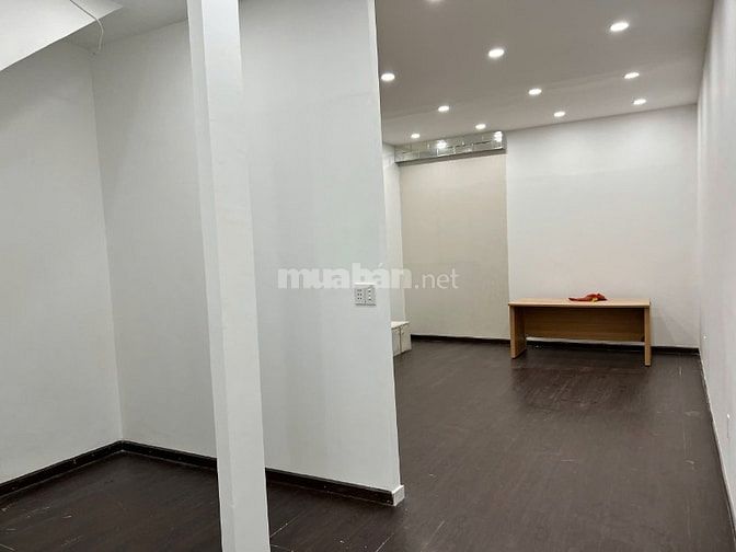 Cho thuê nhà mặt tiền 396 Nguyễn Thị Minh Khai | 120m2 | 55tr /tháng