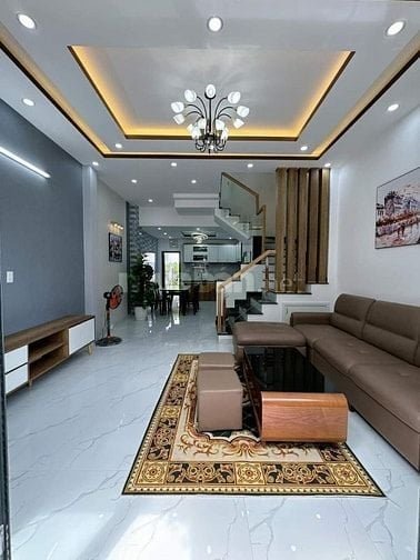 Bán gấp nhà Phú Thọ, p.1, Quận 11. Giá 2,85 tỷ/56m2, hẻm xe hơi 4m