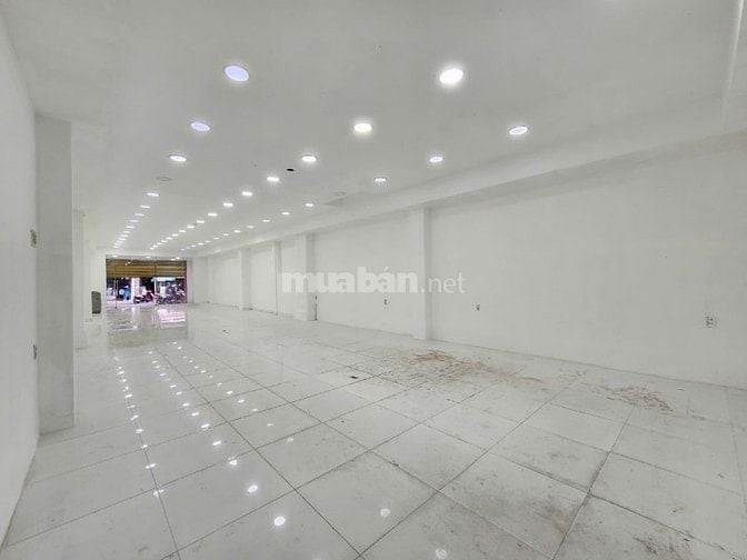 Cho thuê nhà MT Âu Cơ P.10 Quận Tân bình giá 25 triệu – 150m2