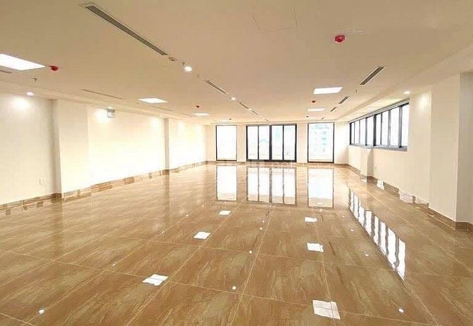 Cho thuê Toà Office Mặt phố Nguyễn Ngọc Vũ 190m2, 10 tầng, mt 10m