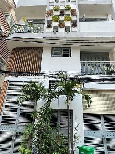 Cho thuê phòng nhà MỚI XÂY ĐẸP, có BALCON, 415/19 Trường Chinh, P.14