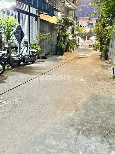 Bán Nhà Hẻm 8M, Âu Dương Lân Quận 8, 50M2(4,8x10.5) 4 Tầng, Sân thượng