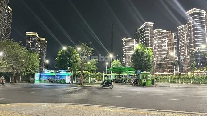 KHÔNG CÓ CĂN THỨ 2, Vinhomes Grand Park, căn 2 phòng ngủ, giá: 2,955tỷ