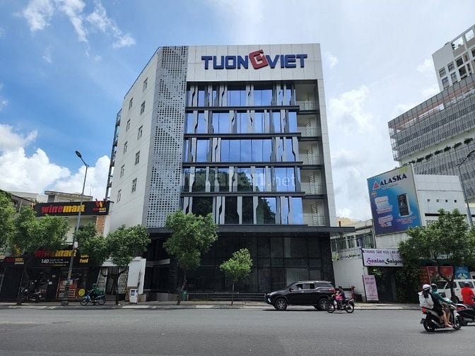 Cho thuê tòa nhà 138A Nguyễn Văn Trỗi, Phú Nhuận - MT 20m, DTSD 2780m2