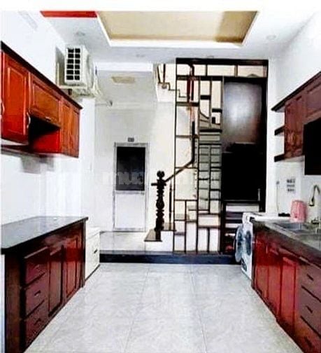 Bán CHDV 3 tầng 15 phòng, 154m², 8.5 tỷ - đường 4, Linh Xuân