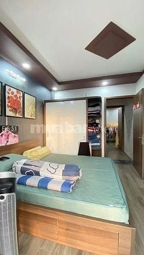 6,5 ty nhà đẹp ở liền 4 tầng 5pn , SHR khu trung tâm giá còn giảm 