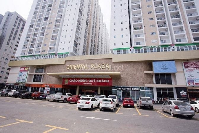 Bán căn hộ tầng 9 toà nhà Oriental Plaza 685 Âu Cơ, diện tích 74m2