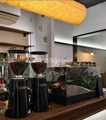 CẦN NHÂN VIÊN BÁN CAFE, NHẬN VIỆC LÀM LIỀN 