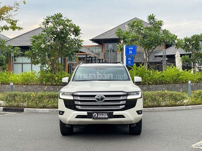 🅰️ TOYOTA LANDCRUISER LC300▪️[ Date 2022 ĐKLĐ 3.2023 / Một đời chủ