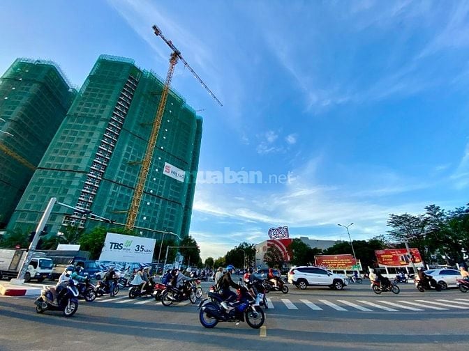 Cho thuê mặt bằng VIP ngay Go Dĩ An, 85m2, mặt tiền QL1K cực đông đúc