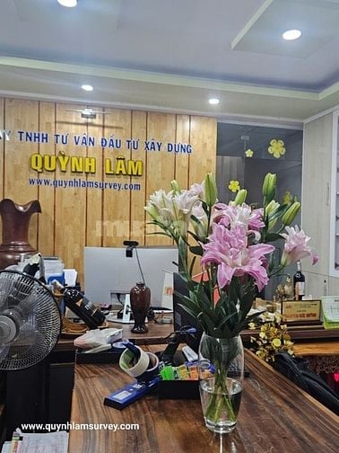 Tuyển tài xế lái xe cho Giám đốc