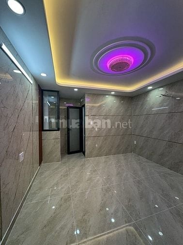 BÁN NHÀ HXH BỜ BAO TÂN THẮNG - TÂN PHÚ : 4 X 14m2 4 tầng Giá 7.7 tl 