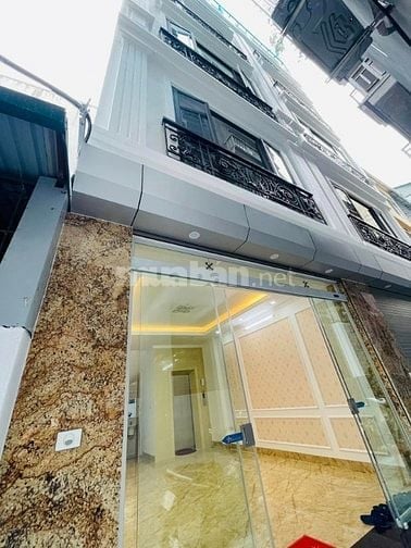 NHANH! NHÀ MỚI TINH THANG MÁY 5 TẦNG, 39M2 PHỐ HÀO NAM, NGÕ Ô TÔ 5 TẠ