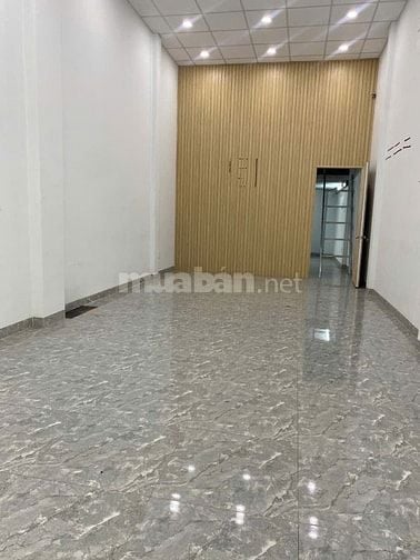 Mặt Tiền Phan Văn Trị 4.5x20m Mới Sửa Như Hình Có VỉaHè Sát BùiDinhTuy