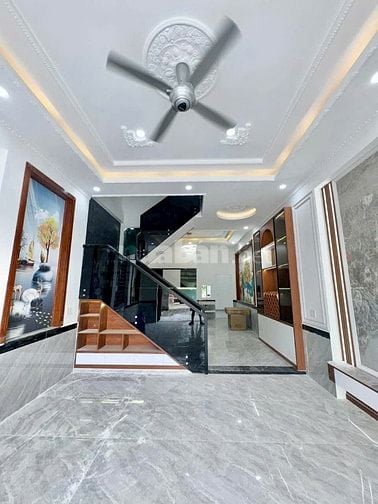 Bán nhà 2 Tầng 98m2 Bửu Hòa,SHR đường xe tăng tung tăng,giá rẻ bèo