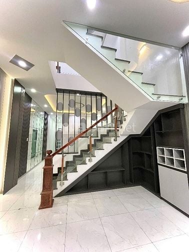 Nhà mặt tiền đường 7m, đường nhựa kinh doanh, sổ hồng riêng