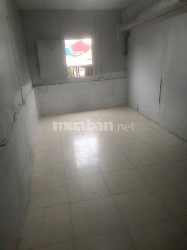 Chính chủ cho thuê phòng tầng 4 tại Hoàng Hoa Thám, Ba Đình, Hà Nội