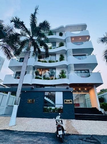 Bán Căn hộ dịch vụ cao cấp 10x26m Giá 65tỷ trục Quốc Hương Thảo ĐiềnQ2