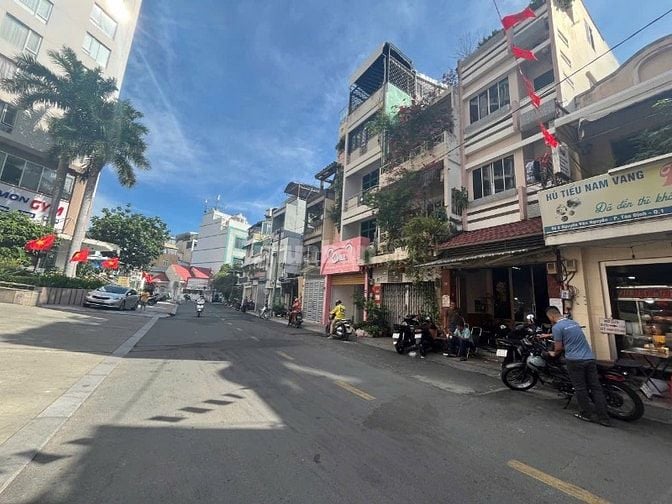BÁN NHÀ MẶT TIỀN ĐƯỜNG HOÀNG HOA THÁM, Q. BÌNH THẠNH 