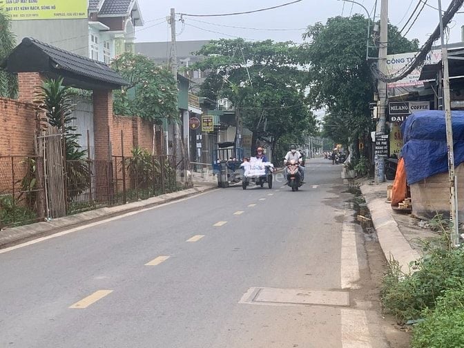 Bán lô đất Gía Ngộp Thạnh Xuân 25. Gần 100m2 TC Gía chỉ 3,5 ty