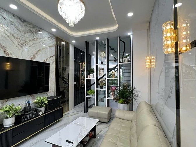 Bán nhà mặt tiền kinh doanh Nguyễn Đình Chiểu đoạn 2 chiều, 5 tầng giá