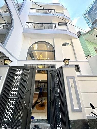 BÁN NHÀ TÂN PHÚ. DT:45m2. 1T 2L 4pn Đường xe hơi 6m đang cho thuê 10Tr