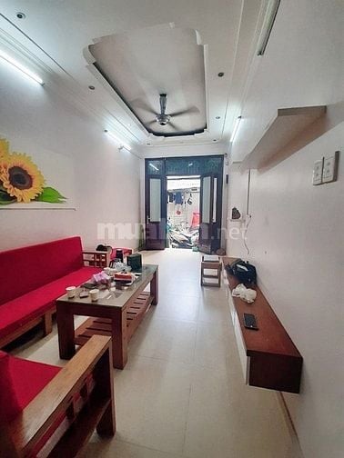 B.Á.N NHÀ NGỌC THỤY 35 M2- NGÕ Ô TÔ ĐỖ - 4 TẦNG 2 THOÁNG – 6.6 T.Ỷ- LH