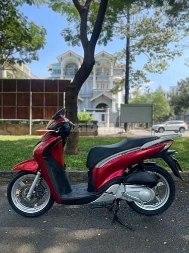Bán SH150i nhập Ý đời 2010 Xe nhà đi kĩ HQCN biển số TP, 106tr