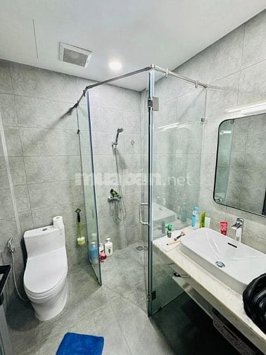 Chính chủ bán nhà Cao Thắng Q.3 - 200,9m2 sàn, có thang máy - 4PN 4WC