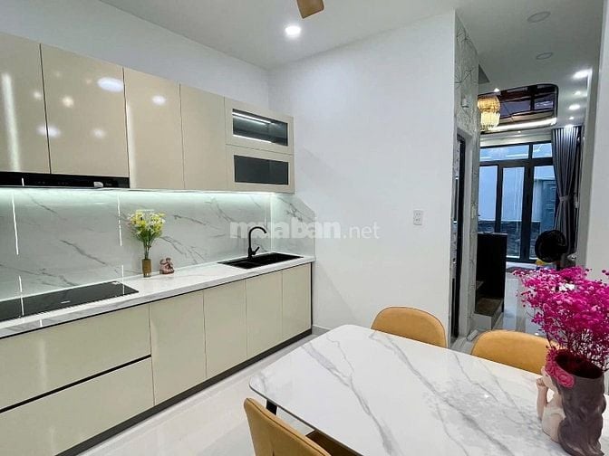 BÁN NHÀ ĐOÀN THỊ ĐIỂM, PHÚ NHUẬN. GẦN BỆNH VIỆN HOÀN MỸ, GIÁP Q1