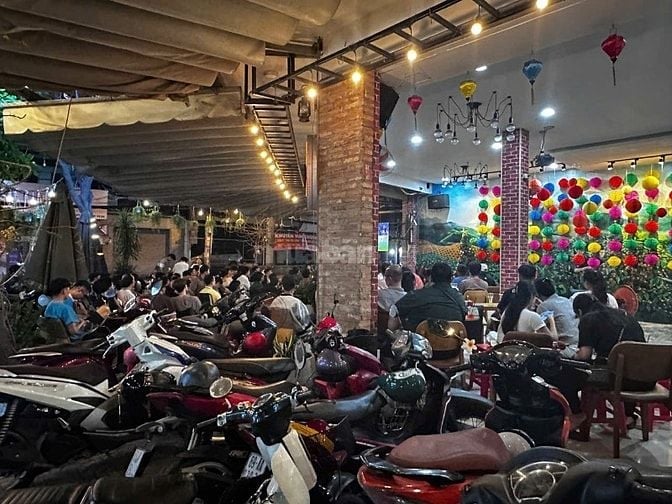 Sang Caffe góc 2 MT Tân Quý Tân Phú