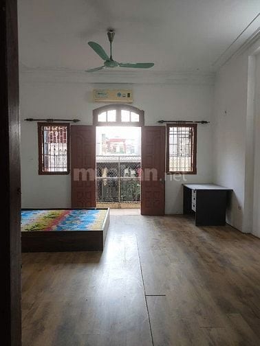 CCMN Phòng Trọ Gốc Đề, Khu Bách Kinh Xây.Dt 45m2,Ban Công Cửa Sổ Rộng 