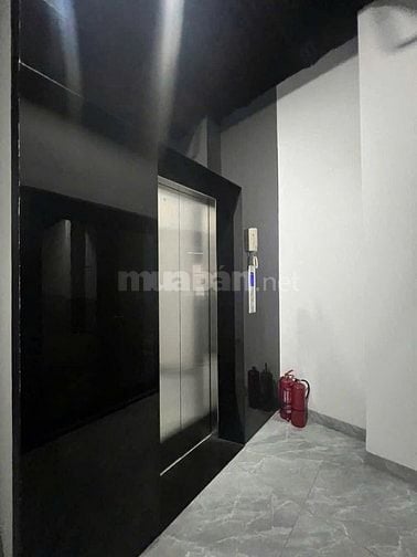 Văn phòng diện tích 450m2, tối ưu công năng, vị trí thuận lợi